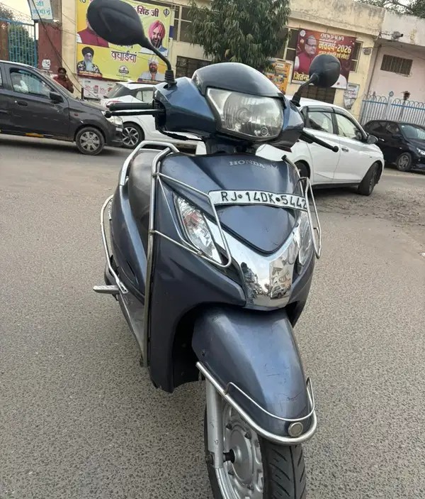 honda activa 125 (2014)