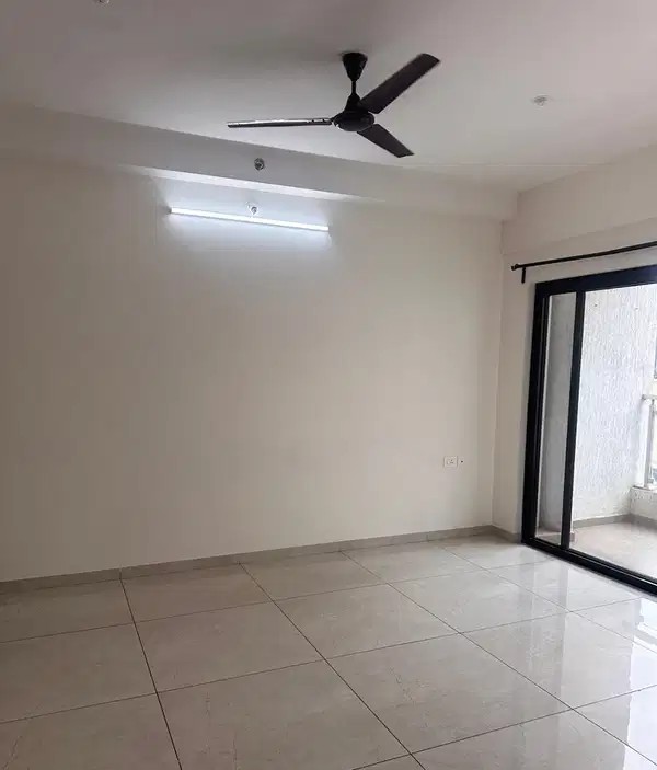 2 BHK - 2 Bathroom - 1100 sqft 2bhk for sale it is urgent basic