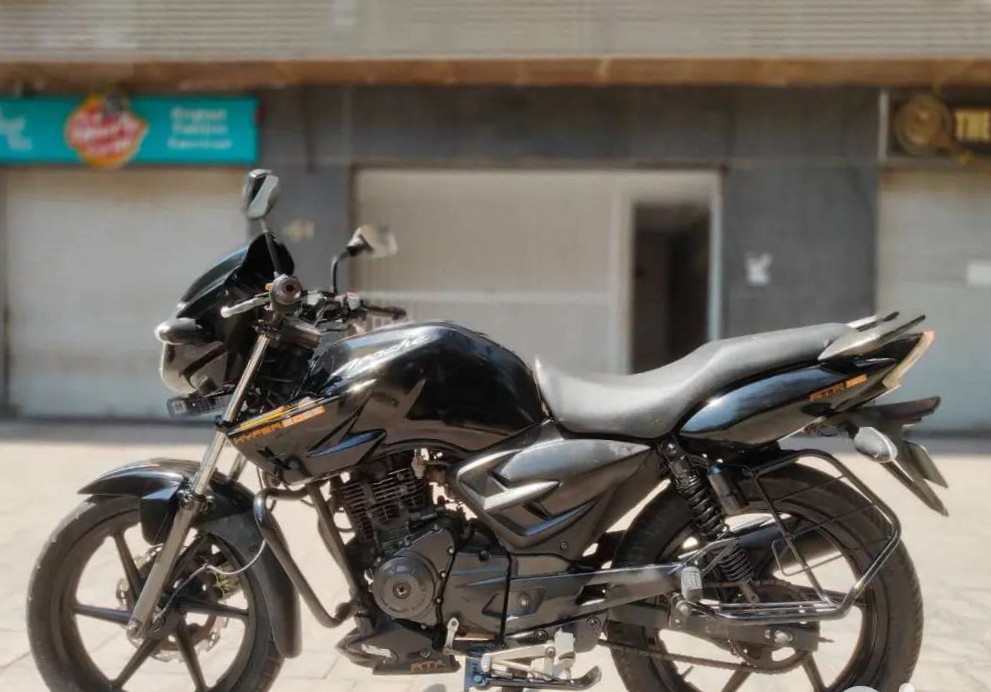 tvs apache rtr 160 (2012)