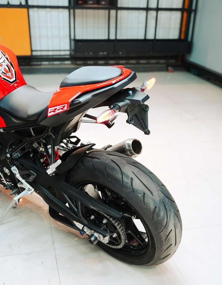 bmw s 1000 rr (2025)