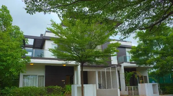 2400+ SqFt NA Plots Onwards, Large Gated Community