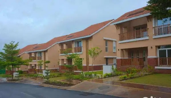 2400+ SqFt NA Plots Onwards, Large Gated Community
