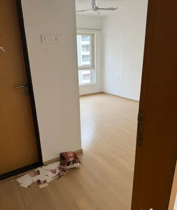 2 BHK - 2 Bathroom - 1100 sqft 2bhk for sale it is urgent basic