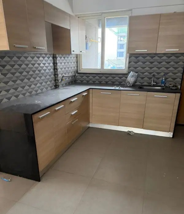 2 BHK - 2 Bathroom - 1100 sqft 2bhk for sale it is urgent basic