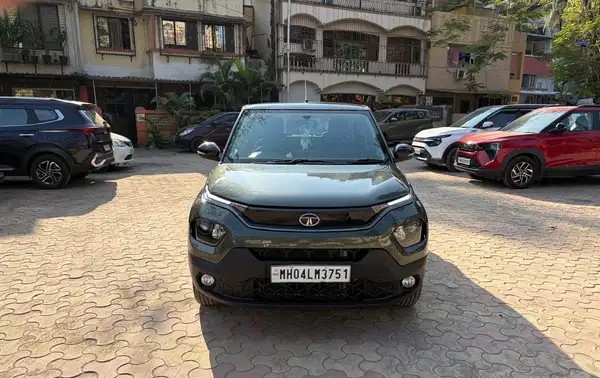 tata punch (2023)