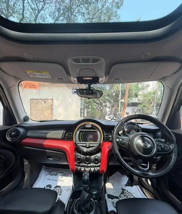 mini 5 door (2017)
