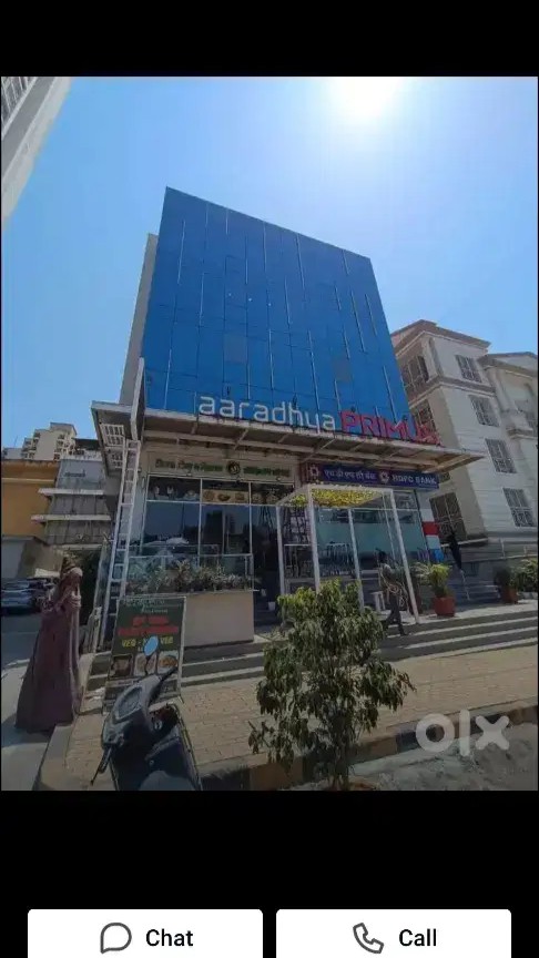 Office space in glass facade 500sft carpet 75000 rent