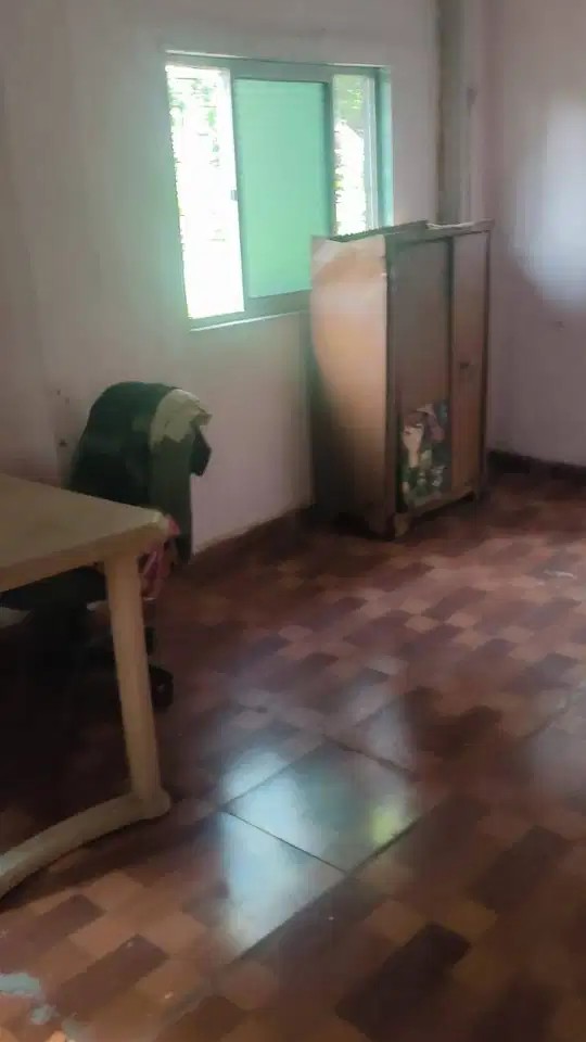 1 Room in Chawl for Immediate Rent at Goregaon East, 